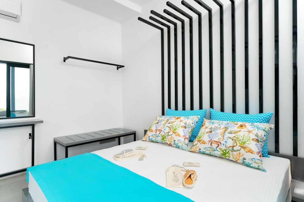 Mythodea Prive Luxury Suites Chrysi Ammoudia Extérieur photo
