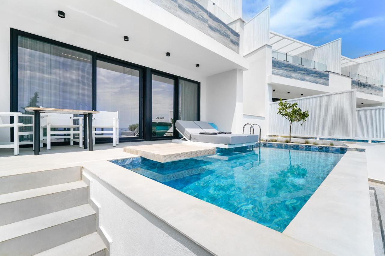 Mythodea Prive Luxury Suites Chrysi Ammoudia Extérieur photo
