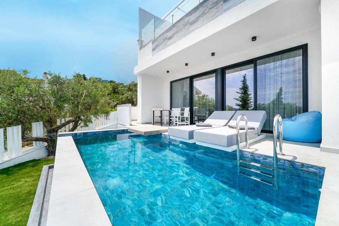 Mythodea Prive Luxury Suites Chrysi Ammoudia Extérieur photo