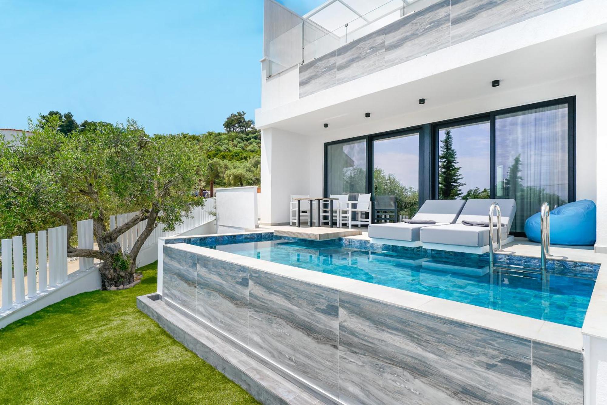 Mythodea Prive Luxury Suites Chrysi Ammoudia Extérieur photo