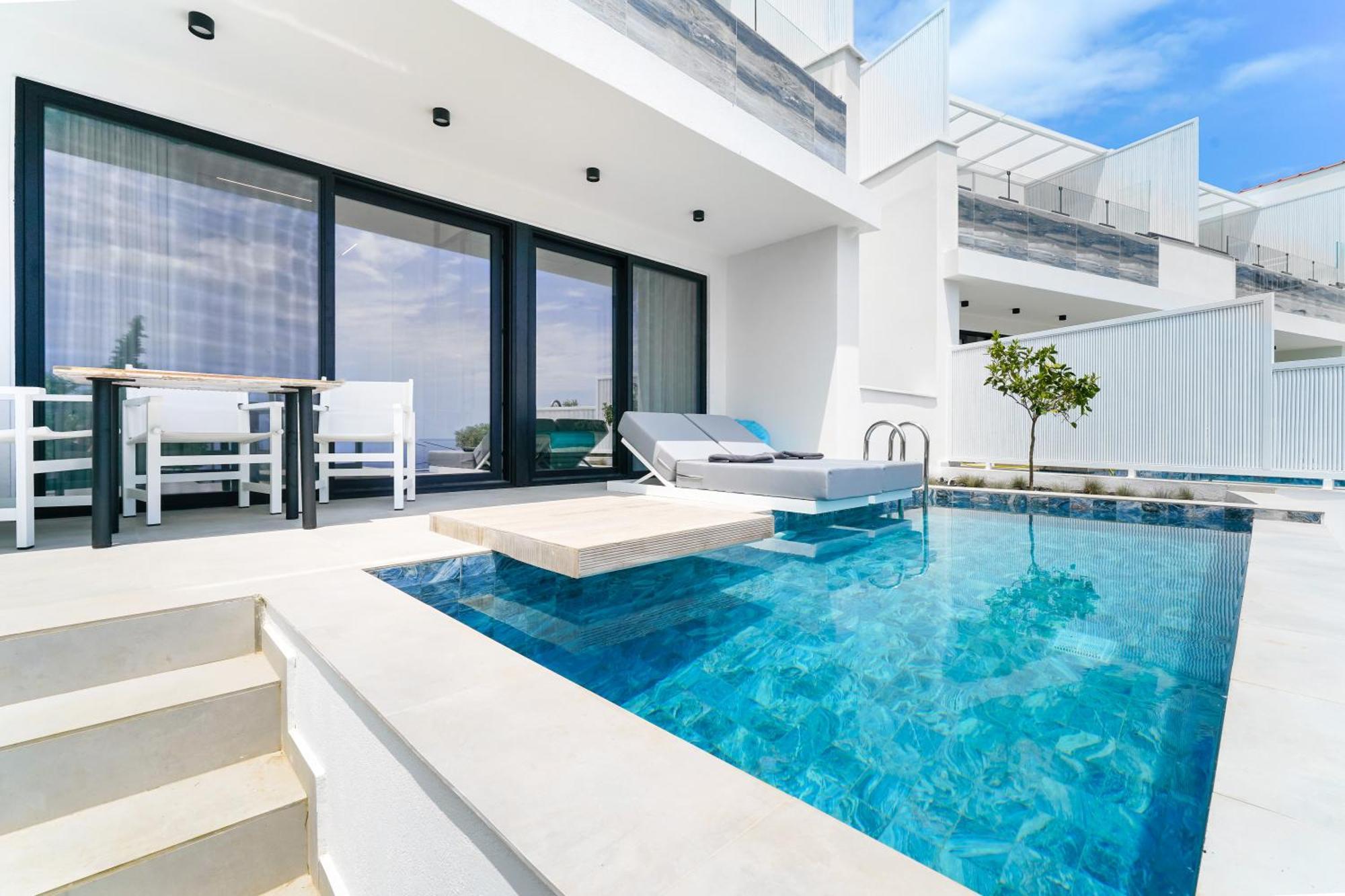 Mythodea Prive Luxury Suites Chrysi Ammoudia Extérieur photo